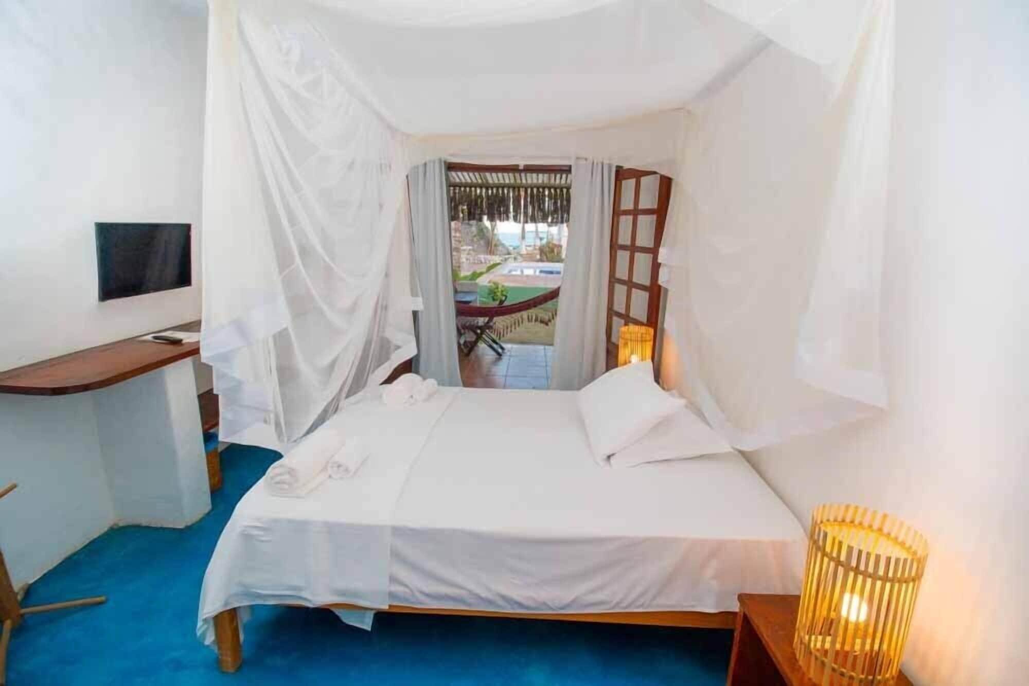 Travel Inn Trancoso Garden Exteriör bild